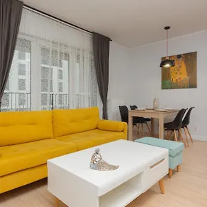 Active By Renters Apartament