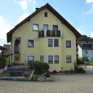 https://gaestezimmer-klein.com-bavaria.com